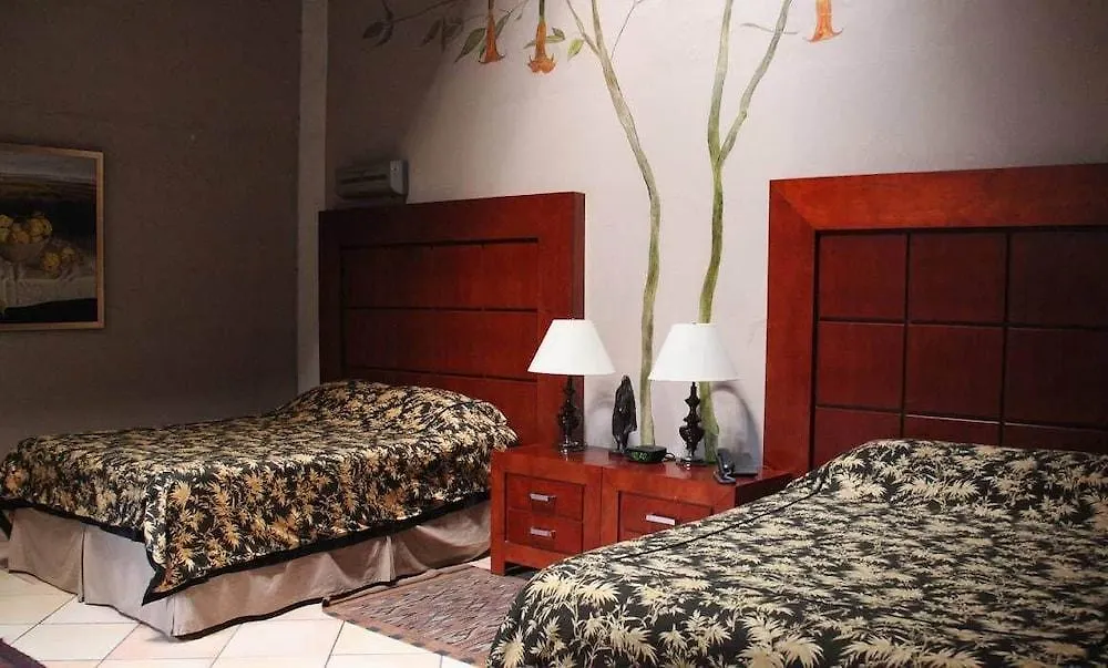 *****  La Casa Del Atrio Hotel Queretaro Mexico